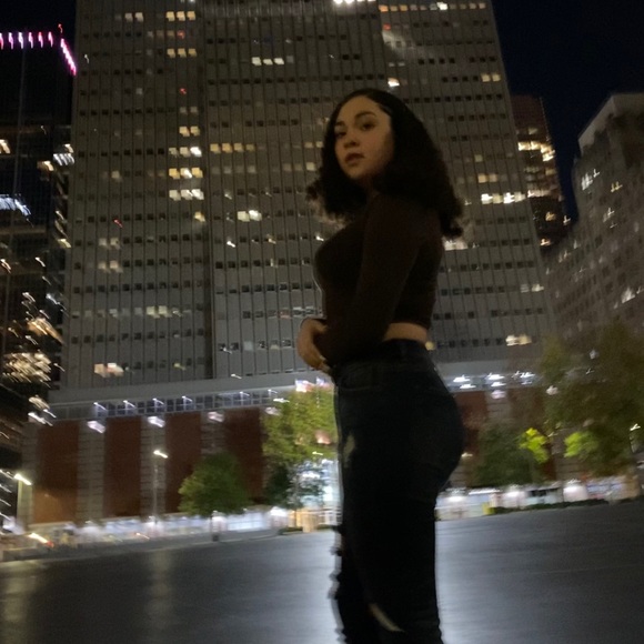 Meet your Posher, Melany - Picture 1 of 1